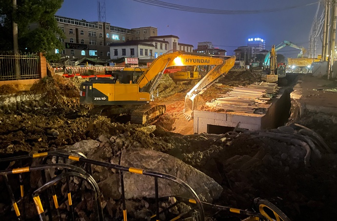 南昌市政建設(shè)集團(tuán)洛陽(yáng)東路綜合改造工程青山湖大道至高新大道段6911.jpg